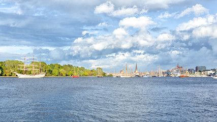 Segelschiffe auf der Hanse Sail in Rostock