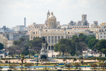 Fototapeta premium View of Havana from El Morro Fortress