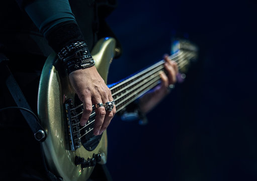Guitarist  playing  guitar