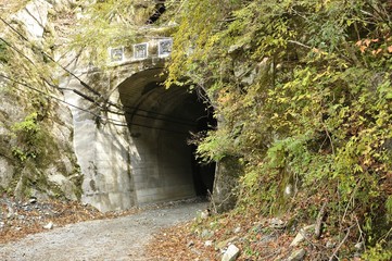 玄倉林道のトンネル 石崩隧道