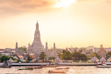  Het mooiste gezichtspunt Wat Arun, boeddhistische tempel in Bangkok, Thailand © pinglabel