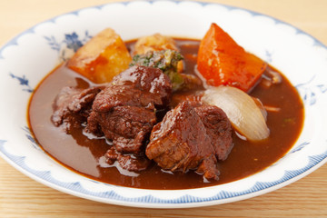 ビーフシチュー