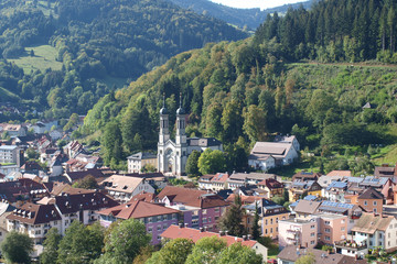 Blick auf todtnauberg und Todtnau Stadt im Südschwarzwald in Baden-Württemberg, zwischen Feldberg...