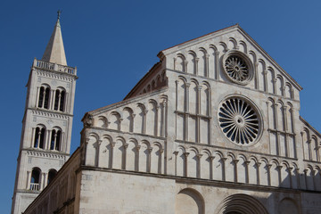 Fototapeta na wymiar Picturesque outdoors view at cathedral in town Zadar,
