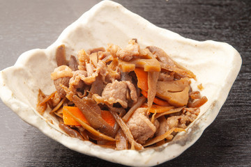 ごぼうと牛肉の炒め煮