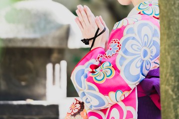 晴れ着を着た女性