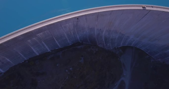 Vehicle on dam - Aerial 4K