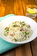 Low Carb Spaghetti-Carbonara aus Konjaknudeln