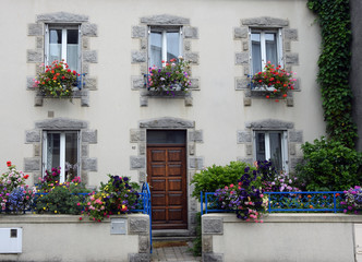 Fototapeta na wymiar Haustür in der Bretagne