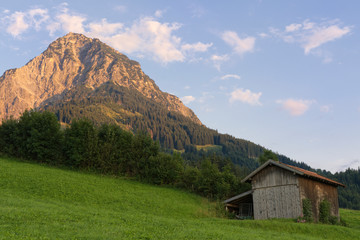 alte Scheune am Nebelhorn