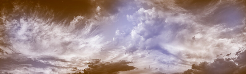 Fototapeta premium sunset sky with clouds - close up texture