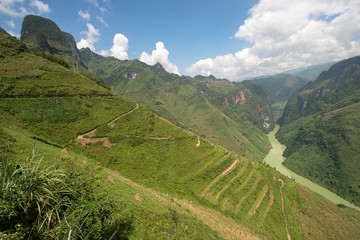 Fototapeta na wymiar Nho que river Mã Pí Lèng Pass Vietnam, location Hà Giang 