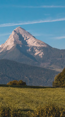 Fototapeta premium Smartphone HD wallpaper of beautiful alpine view near Berchtesgaden - Bavaria - Germany