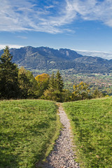 Wanderweg im Isarwinkel