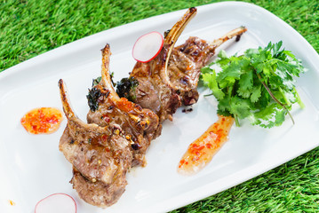 grilled lamb with sauce
