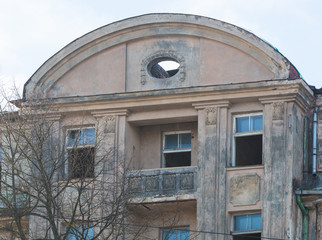 historical building a damn