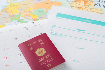 交換留学企画書とパスポート