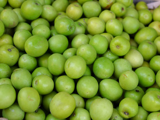 The green jujubes.