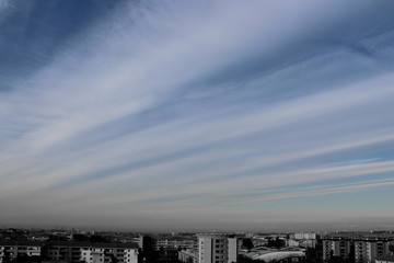 Skyline di una città - cielo invernale
