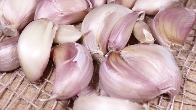garlic rotates, the concept of healthy and wholesome food