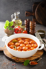 Meatballs in tomato sauce