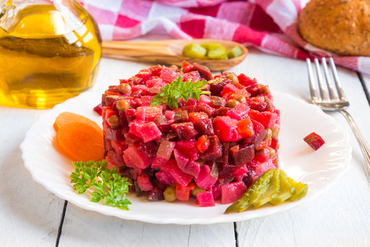 Vegetable salad with beatroot