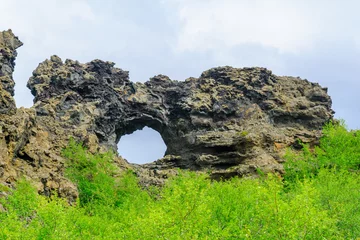 Dunkle Städte des Vulkangebiets © RnDmS