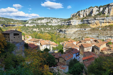 Fototapeta na wymiar Orbaneja del Castillo in Burgos province, spain