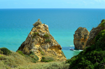 Fototapeta na wymiar Ponta Da Piedade rock formation