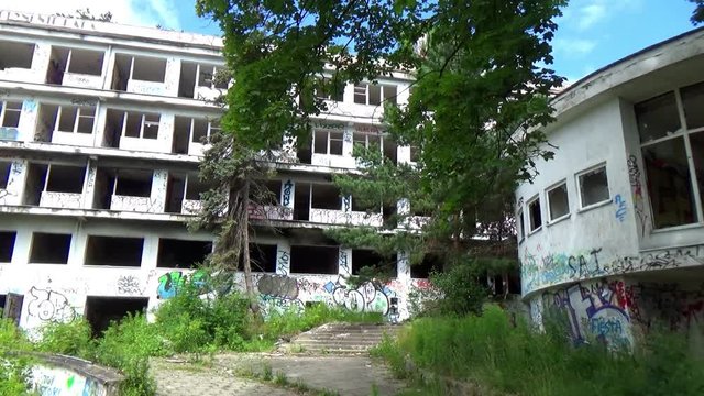 abandoned hotel zdrowie