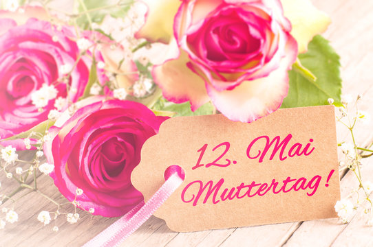Blumengruß zum Muttertag am 12. Mai 2019