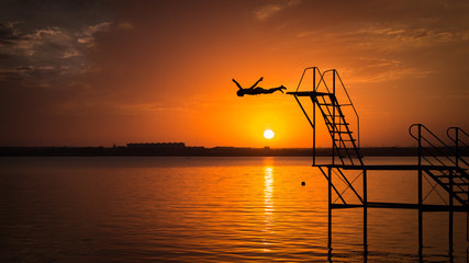 Прыжок в закат