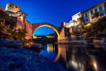 Stari Most Brücke in der Altstadt von Mostar, Bosnien