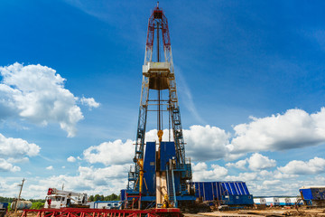 Drilling rig in oil field for drilled into subsurface in order to produced crude. Petroleum Industry