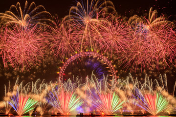 London new year fireworks 2019