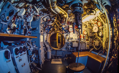 inside a submarine - obrazy, fototapety, plakaty