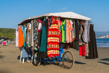 Tienda de ropa para mujeres en la Playa Manzanillo Colima.