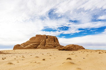 Fototapeta na wymiar Sunny day in the desert, Jordan