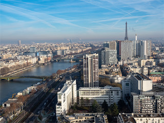 vue de paris et de la Tour Eiffel depuis un ballon