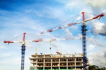 Building Construction With Cranes