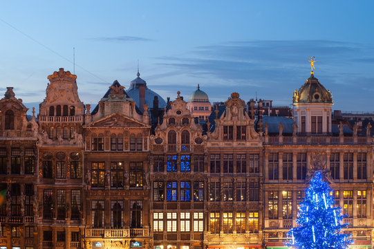 grand place 