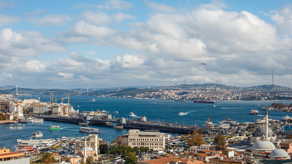 Fototapeta na wymiar Galata Bridge, Istanbul Turkey