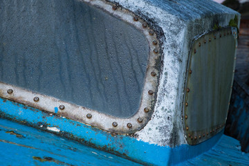 carcasses de vieux bateaux abandonnés, épaves