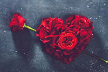 Heart-shaped roses and rose flower. © Photocreo Bednarek