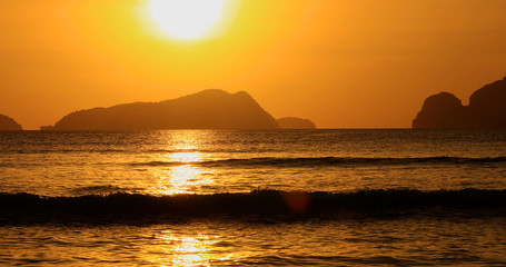 Fototapeta na wymiar sunset on El Nido island, philippine