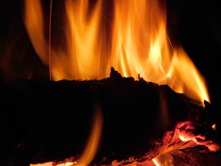 fuoco nel camino