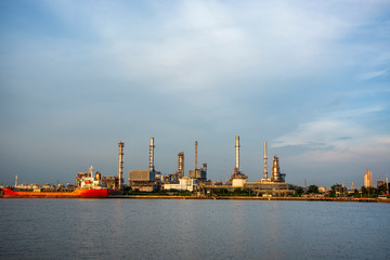 Fototapeta na wymiar Bangchak Refinery in Bangkok,Thailand.