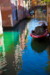 Veduta di un canale di Venezia
