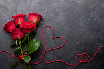 Valentine's day greeting card with roses