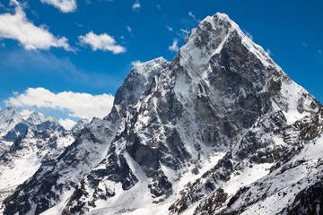 Summit Cholatse and Tabuche Peak. Himalayas. Nepal